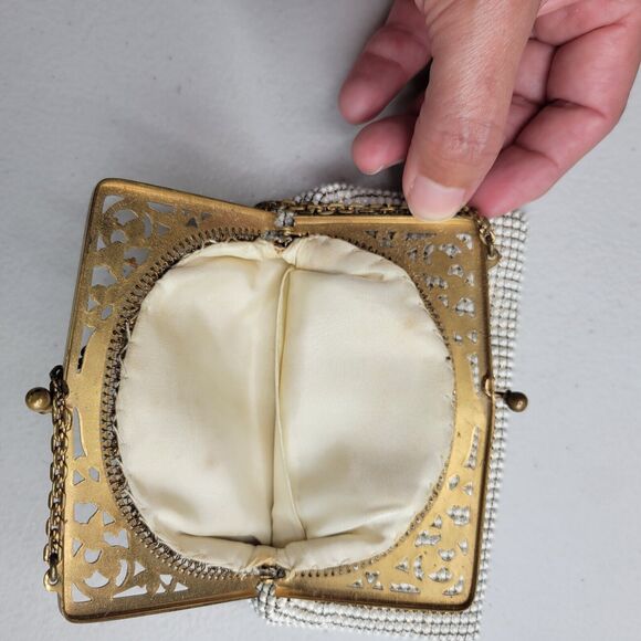 Whiting & Davis White Enameled Mesh Bag Vintage 50's Gold Metal Frame Chain USA - Picture 12 of 16